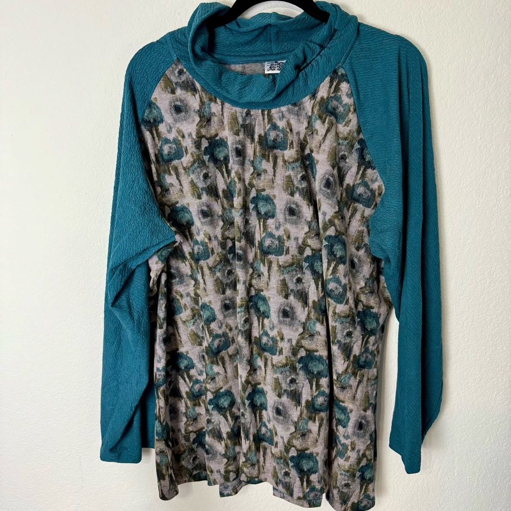 Parsley & Sage Teal and Gray Artistic Hoodie cotton blend mock neck